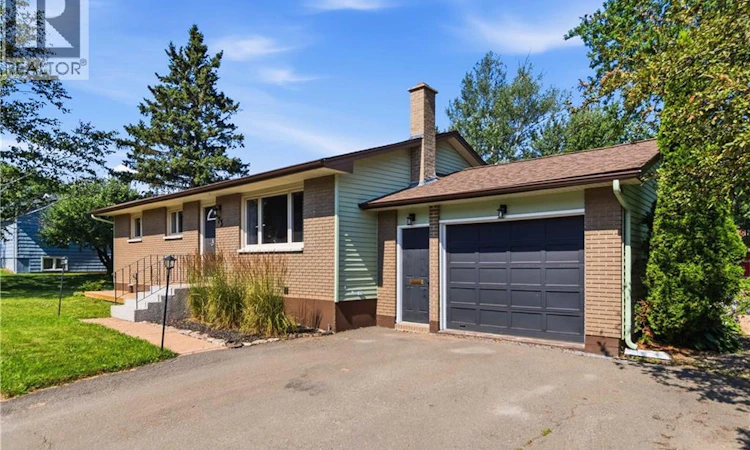 73 Laurelle Avenue