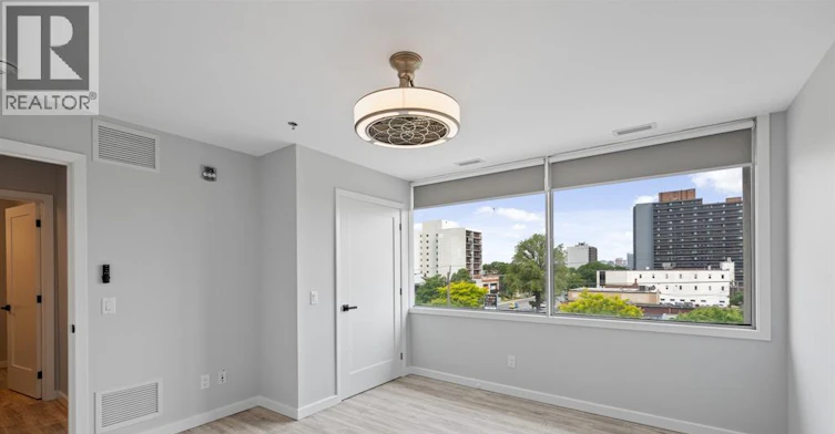 402-1500 Ouellette, Windsor, ON, N8X 1K7 - 30
