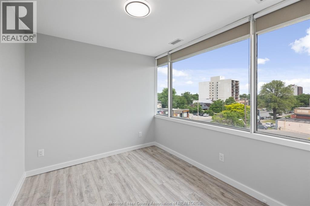 402-1500 Ouellette, Windsor, ON, N8X 1K7 - 32