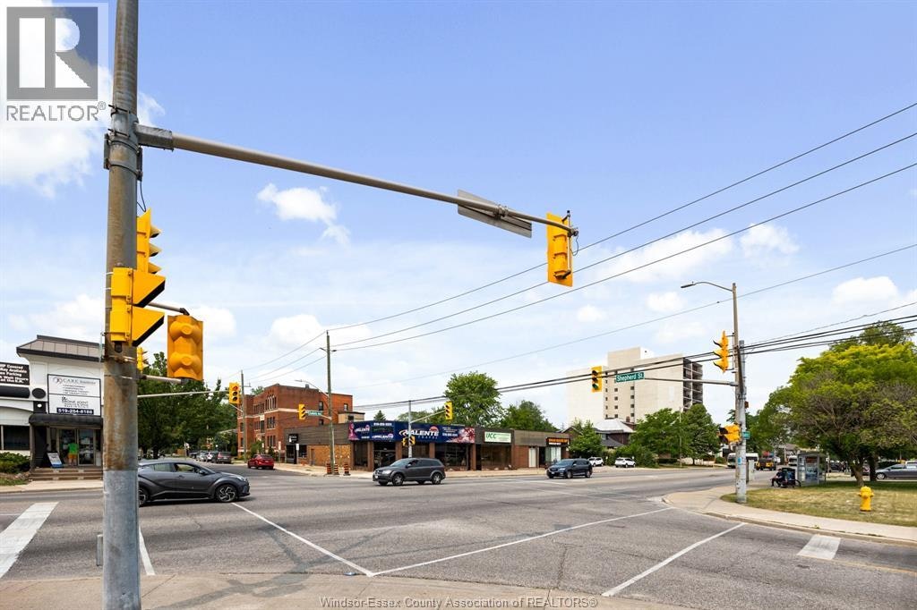 402-1500 Ouellette, Windsor, ON, N8X 1K7 - 8