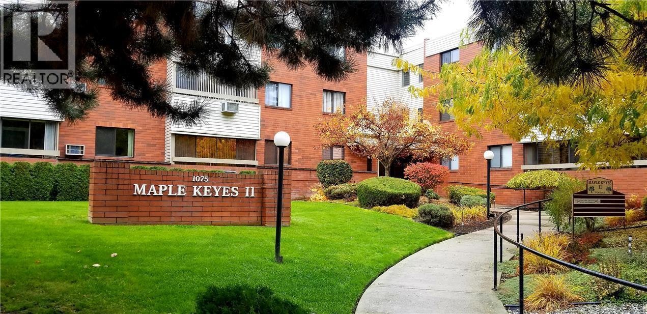 303-1075 Bernard Avenue, Kelowna, BC, V1Y 6P7