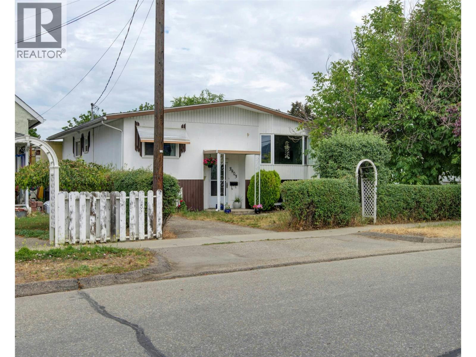 3903 27 Avenue, Vernon, BC, V1T 1S8