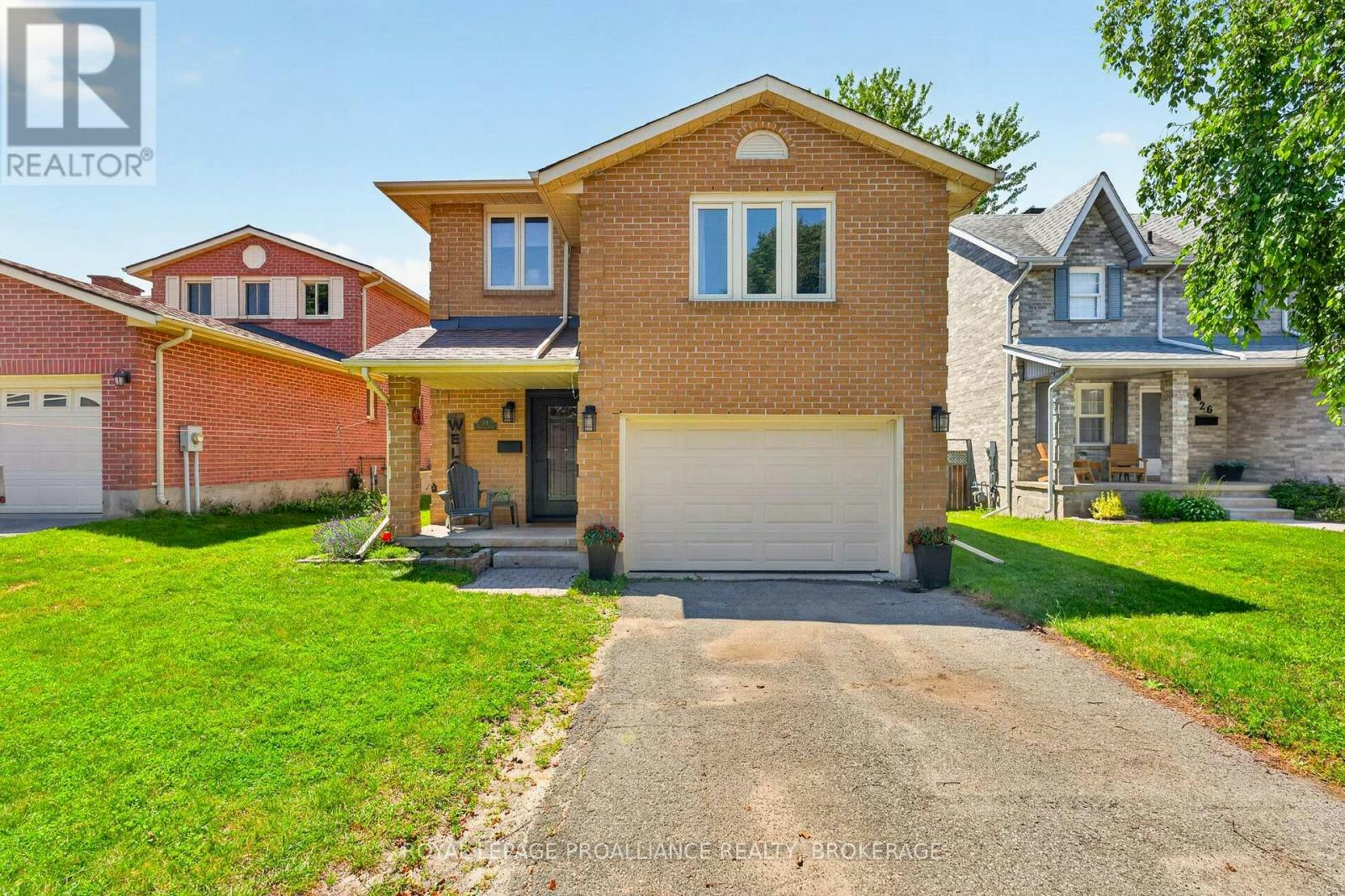 24 Balmoral Court, Kingston, ON, K7M 7T1
