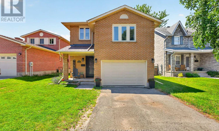 24 Balmoral Court