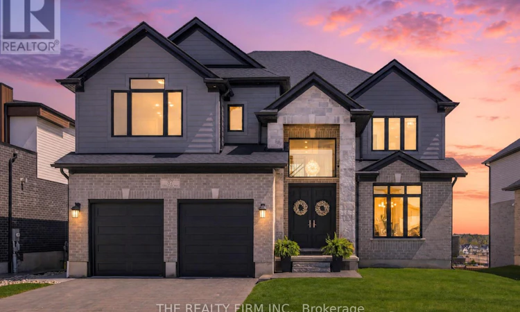 87 Daventry Way