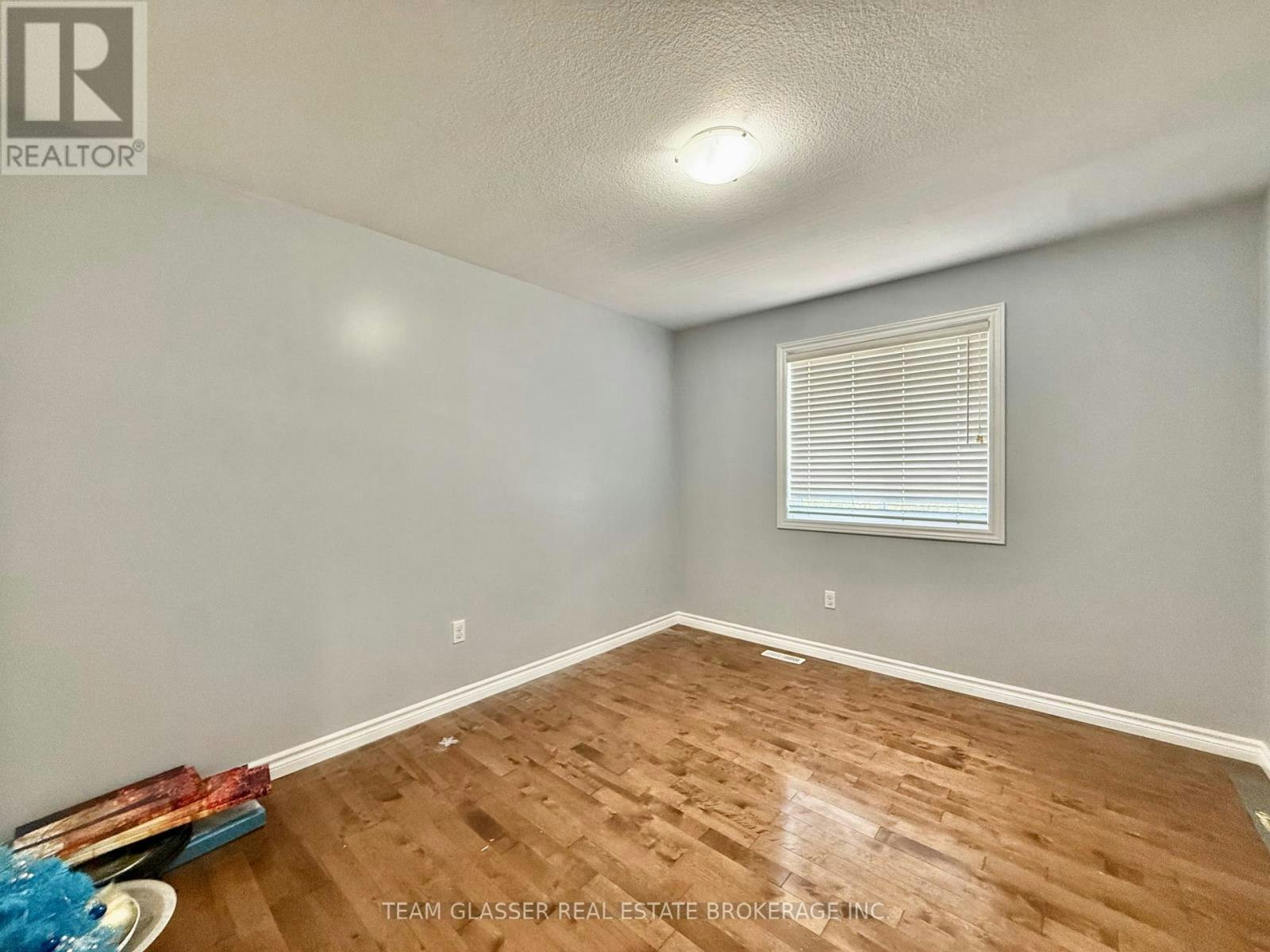 26-400 Skyline Avenue, London, ON, N5X 0B3 - 18