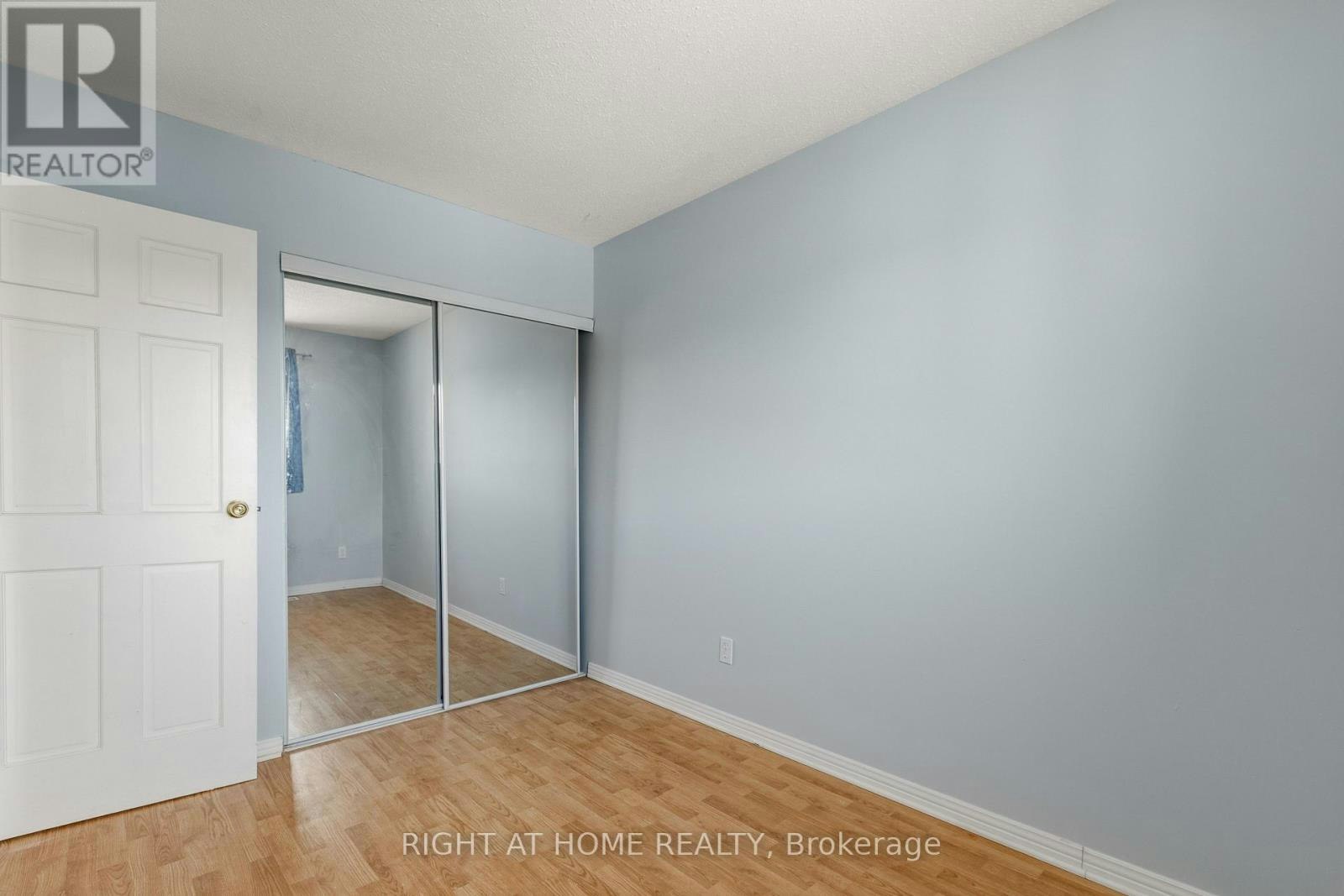 4338 Meadowvale Lane, Ottawa, ON, K1B 5A2 - 14