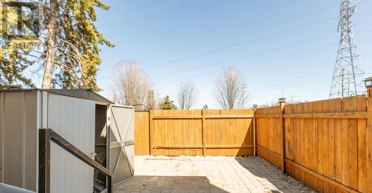 4338 Meadowvale Lane, Ottawa, ON, K1B 5A2 - 23