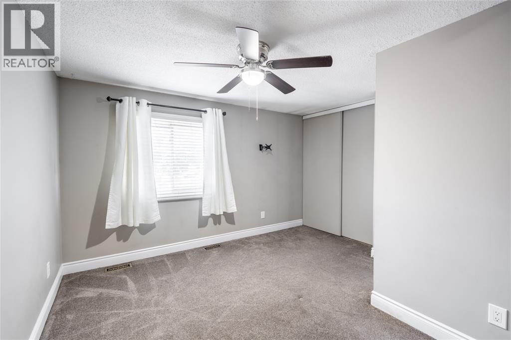 2-301 Edgewood Street, Sarnia, ON, N7S 4X7 - 16