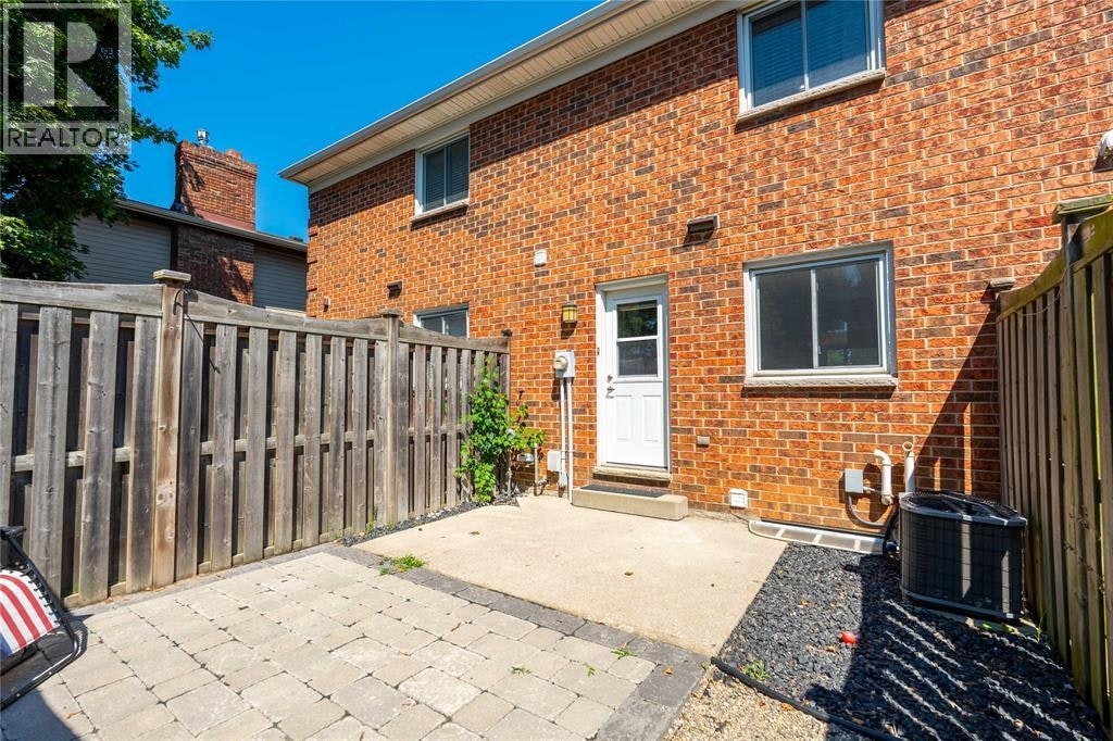 2-301 Edgewood Street, Sarnia, ON, N7S 4X7 - 20
