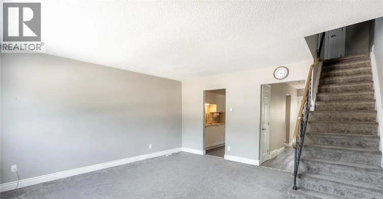 2-301 Edgewood Street, Sarnia, ON, N7S 4X7 - 4