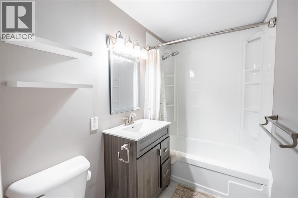 2-301 Edgewood Street, Sarnia, ON, N7S 4X7 - 12