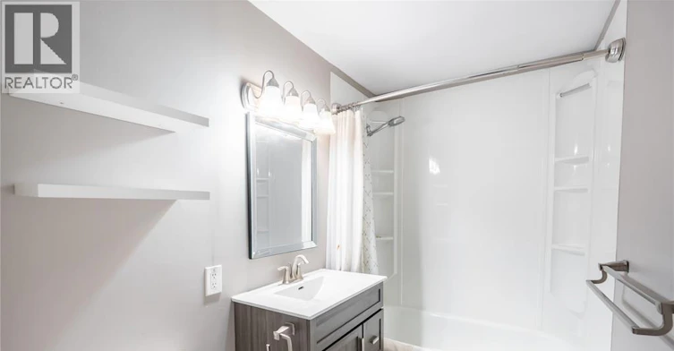2-301 Edgewood Street, Sarnia, ON, N7S 4X7 - 12