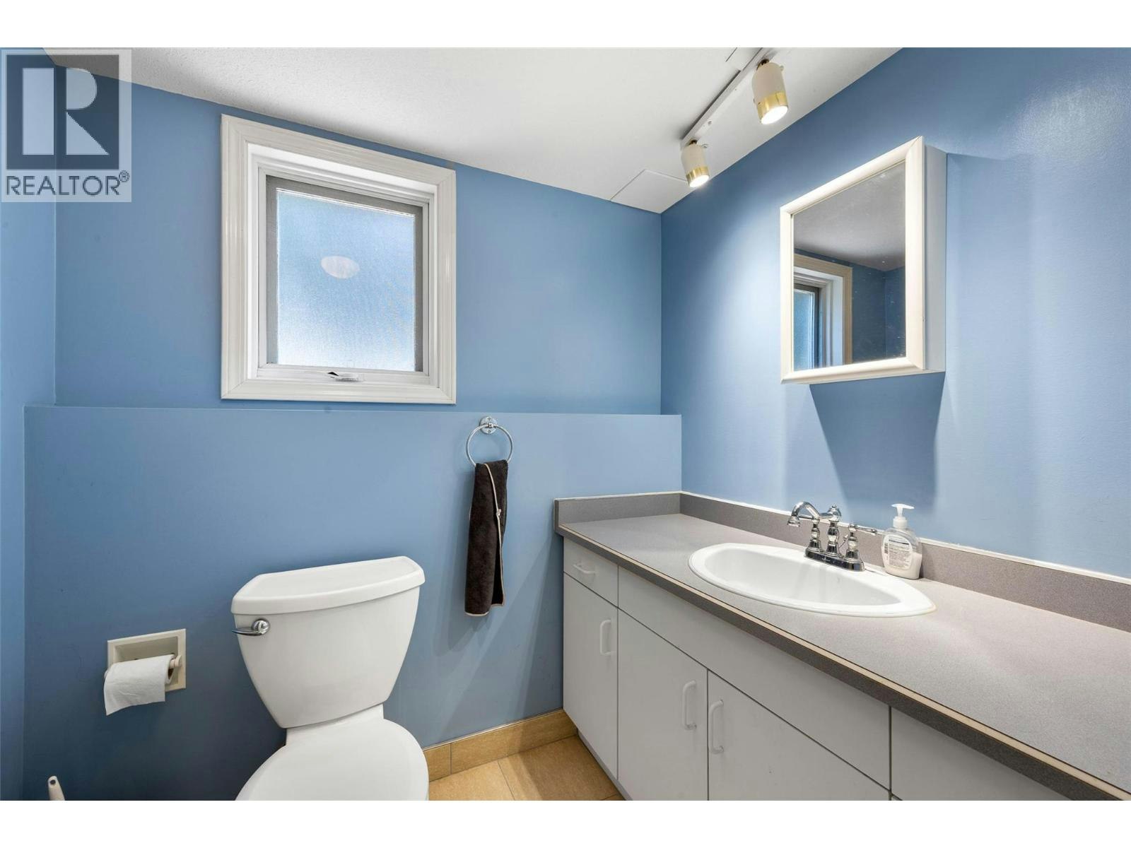219 Strom Road, Kamloops, BC, V2C 4M1 - 36