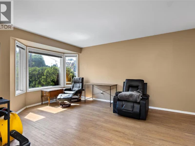 219 Strom Road - 5