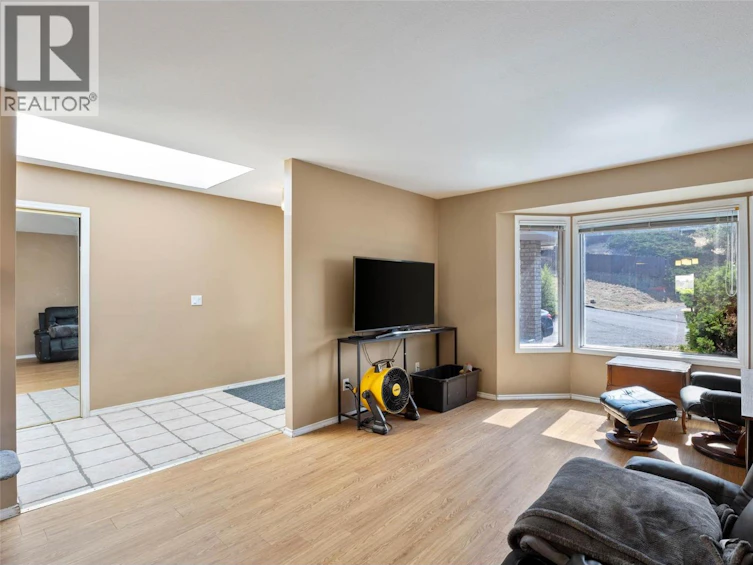 219 Strom Road, Kamloops, BC, V2C 4M1 - 6
