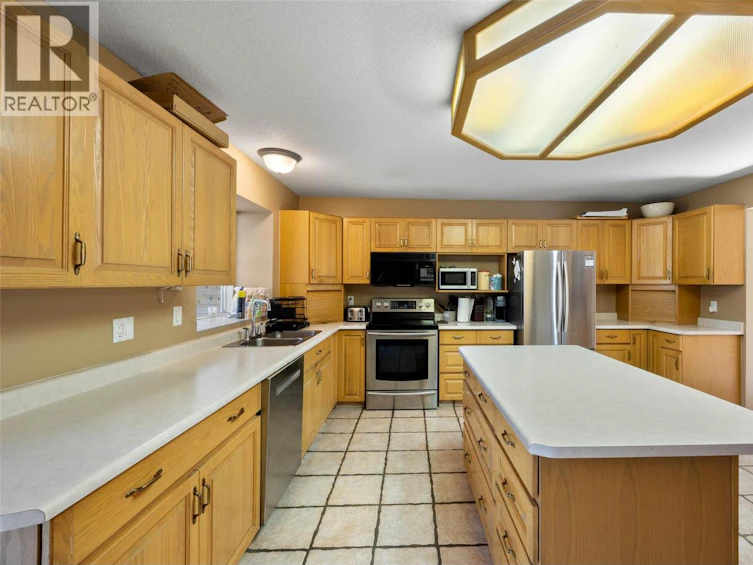 219 Strom Road, Kamloops, BC, V2C 4M1 - 12