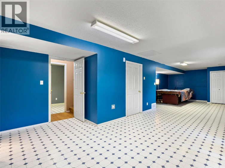 219 Strom Road, Kamloops, BC, V2C 4M1 - 32