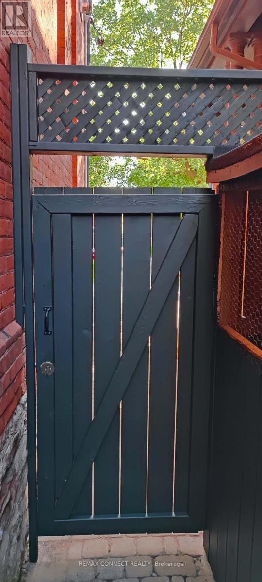 LOWER-123 Bedford Road, Toronto, ON, M5R 2K6 - 3