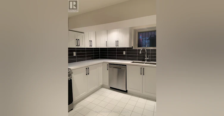 LOWER-123 Bedford Road, Toronto, ON, M5R 2K6 - 9