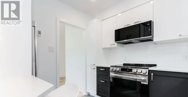 1-210 Westmount Avenue, Toronto, ON, M6E 3M8 - 23