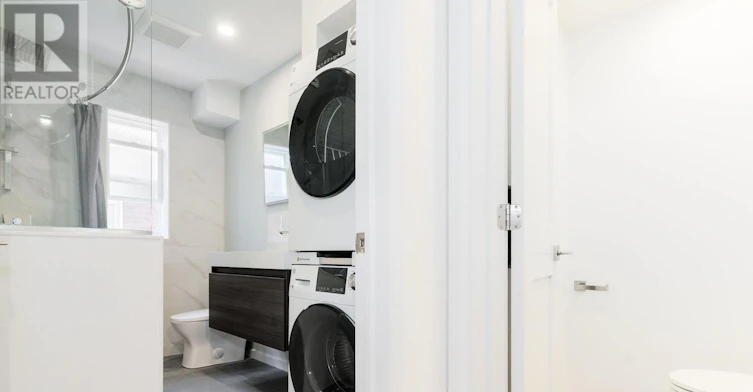 1-210 Westmount Avenue, Toronto, ON, M6E 3M8 - 10