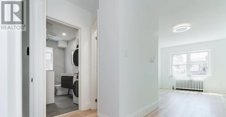 1-210 Westmount Avenue, Toronto, ON, M6E 3M8 - 4