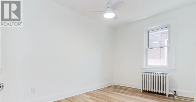 1-210 Westmount Avenue, Toronto, ON, M6E 3M8 - 6
