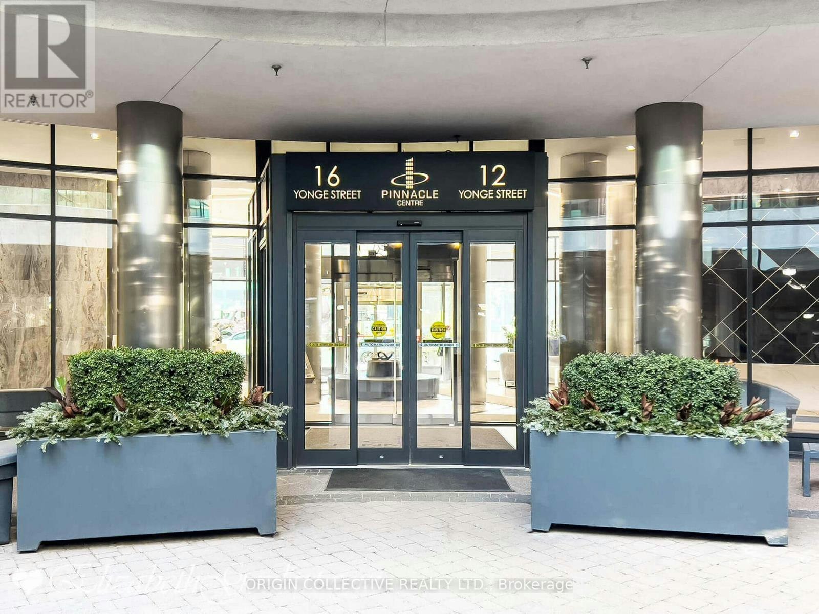 602-12 Yonge Street, Toronto, ON, M5E 1Z9 - 3
