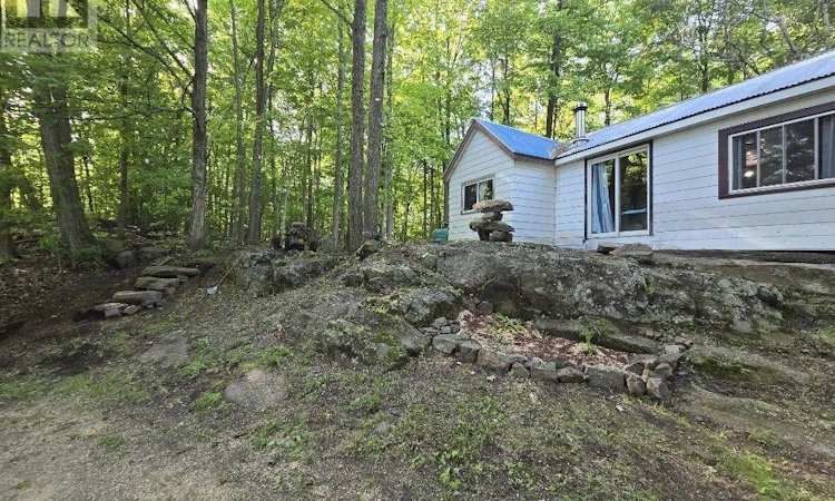 83 Powell Bay Road