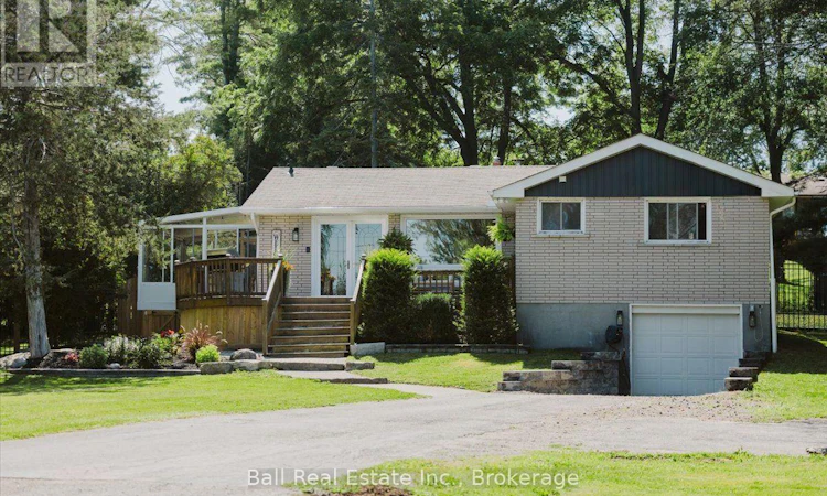 78 Lakeshore Boulevard