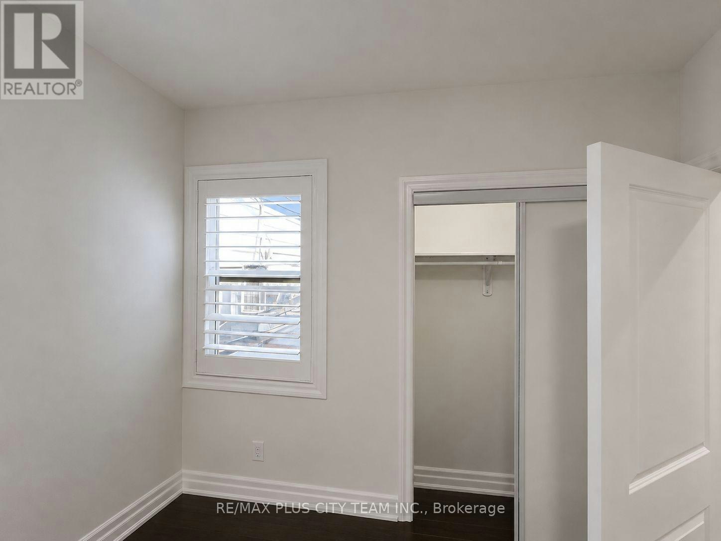 A-1027 Pape Avenue, Toronto, ON, M4K 3W1 - 6