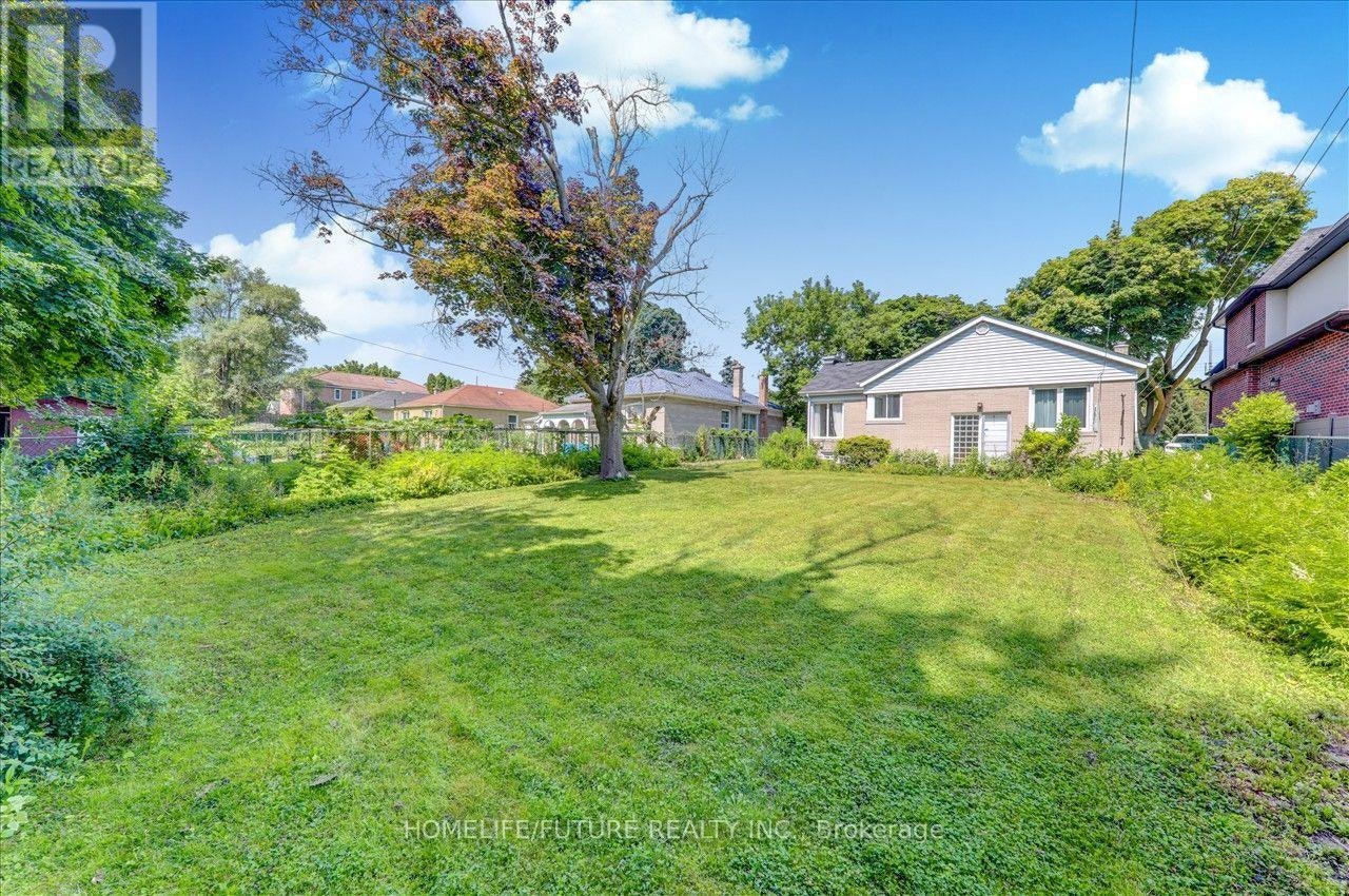 BSMT-53 Dennett Drive, Toronto, ON, M1S 2E8 - 18