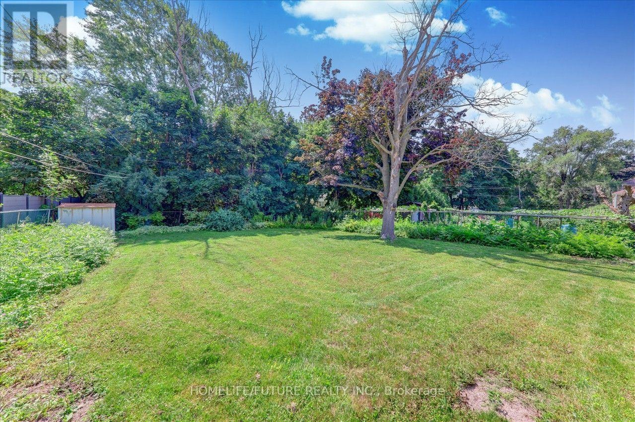 BSMT-53 Dennett Drive, Toronto, ON, M1S 2E8 - 17