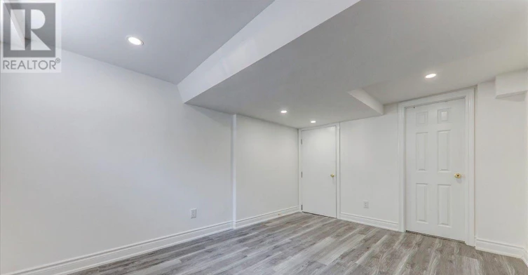 BSMT-53 Dennett Drive, Toronto, ON, M1S 2E8 - 13