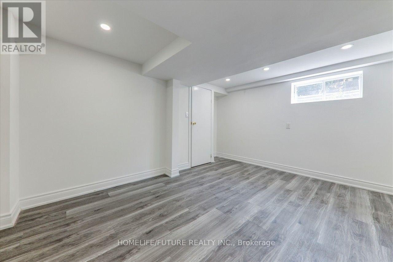 BSMT-53 Dennett Drive, Toronto, ON, M1S 2E8 - 14