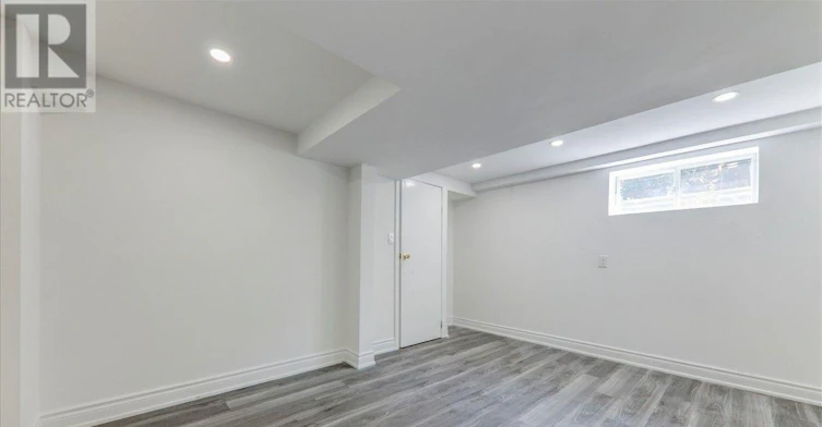 BSMT-53 Dennett Drive, Toronto, ON, M1S 2E8 - 14