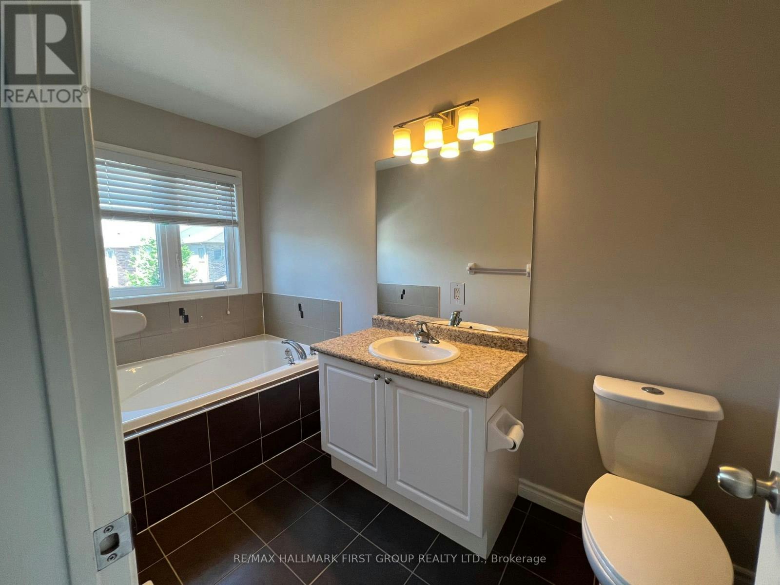 2424 Tillings Road, Pickering, ON, L1X 0B6 - 25