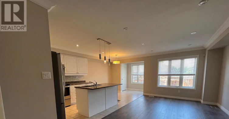 2424 Tillings Road, Pickering, ON, L1X 0B6 - 7