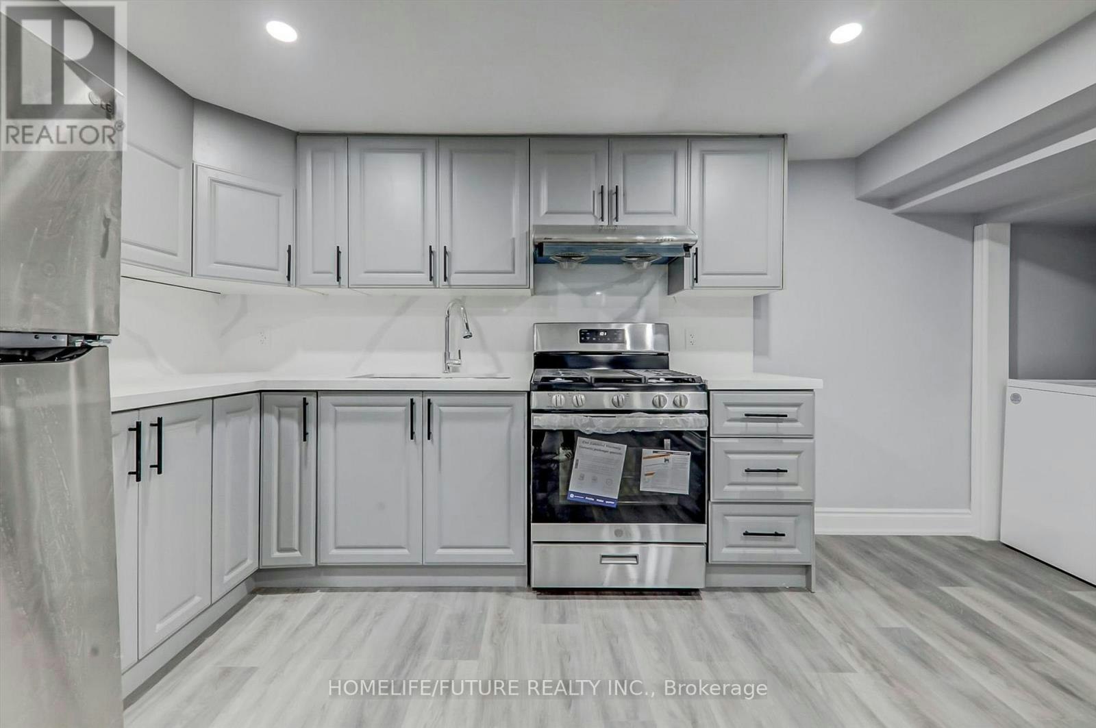 BSMT-60 Edenmills Drive, Toronto, ON, M1E 4L2 - 7