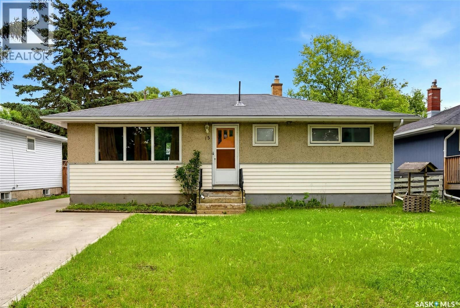 15 Ottawa Place, Regina, SK, S4R 2V6