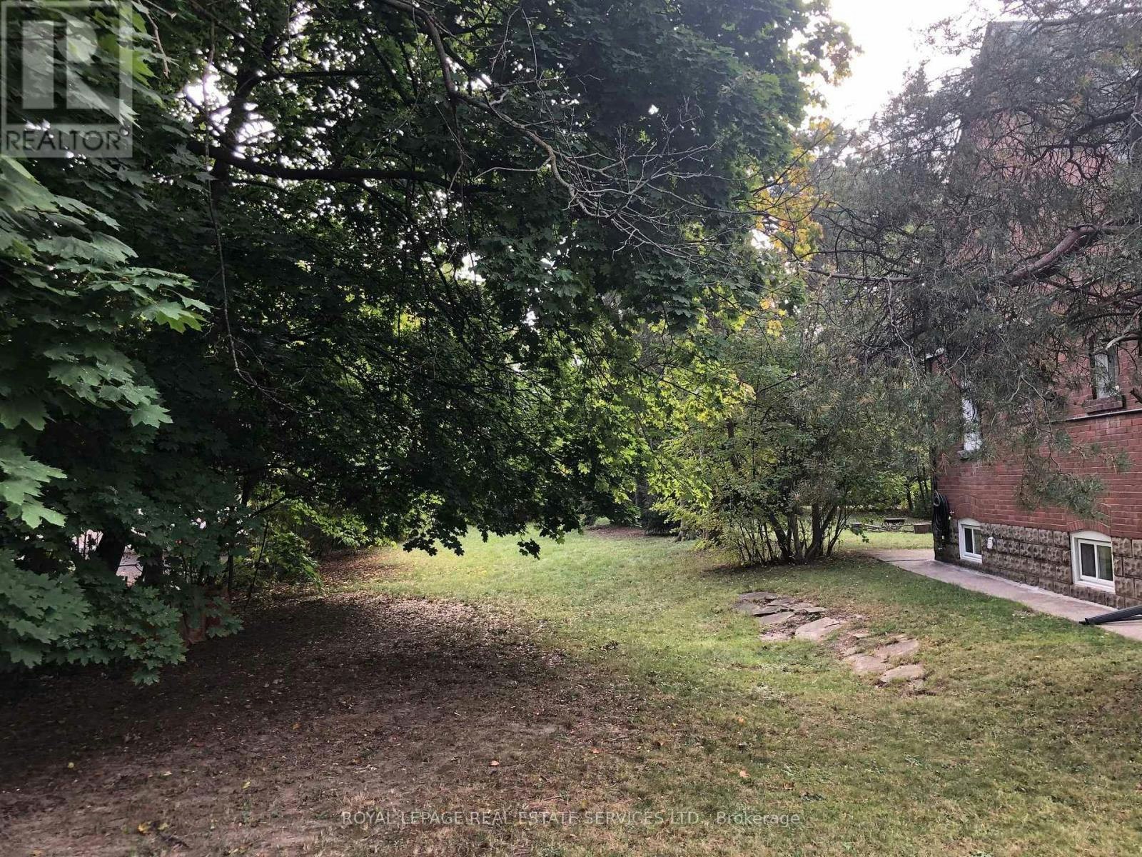 14 Avonhurst Road, Toronto, ON, M9A 2G8 - 3