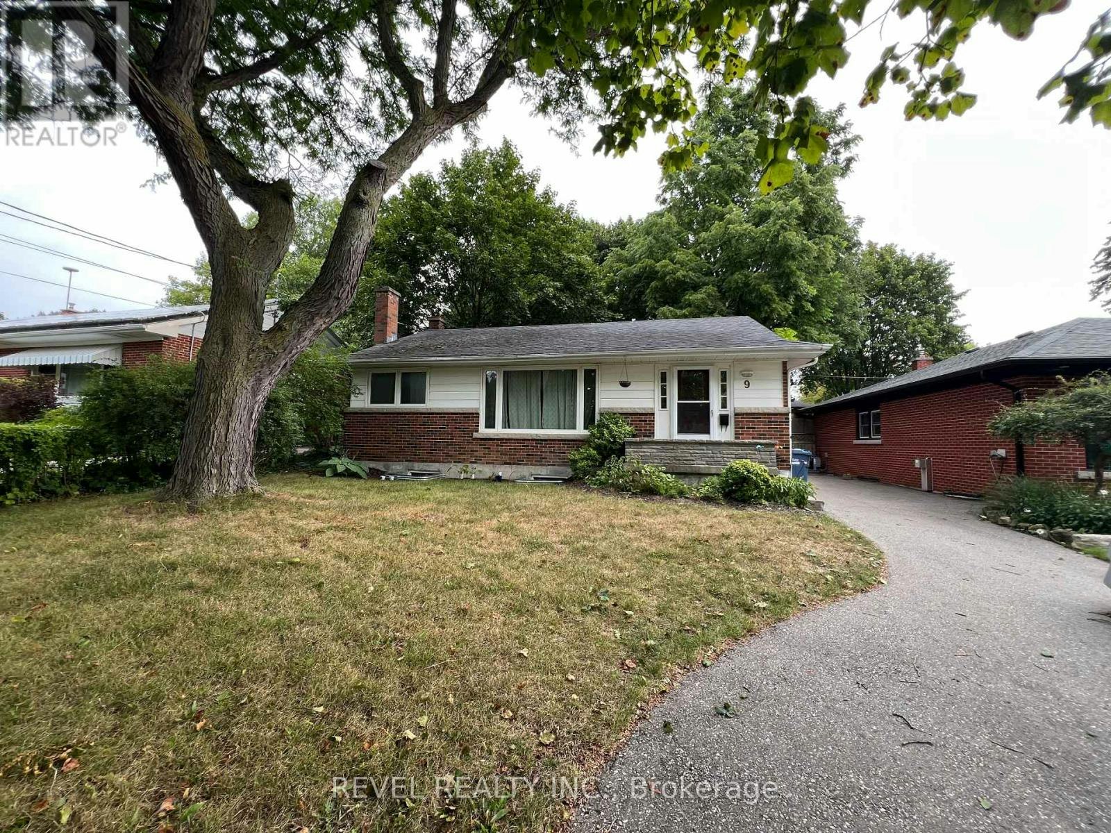 LOWER-9 Collingwood Street, Guelph, ON, N1E 3R2