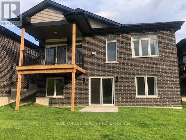 2-10 Mcpherson Court, Port Stanley, ON, N5P 0E6 - 16