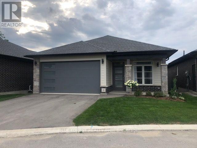 2-10 Mcpherson Court, Port Stanley, ON, N5P 0E6