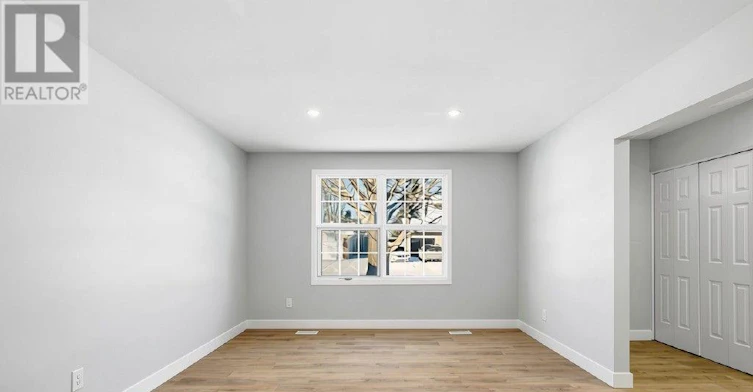 2158 Fillmore Crescent, Ottawa, ON, K1J 6A4 - 9