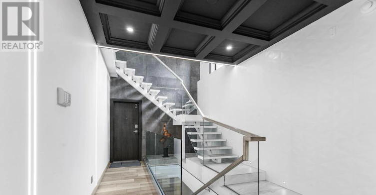 2-201 Maclaren Street, Ottawa, ON, K2P 0L4 - 2