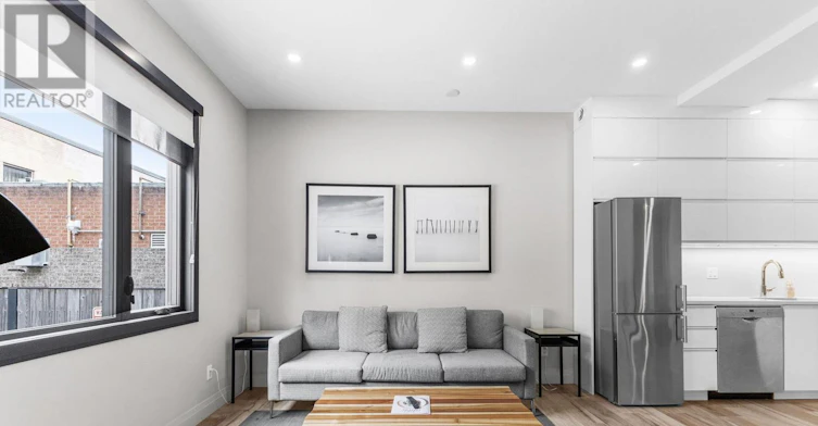 2-201 Maclaren Street, Ottawa, ON, K2P 0L4 - 9