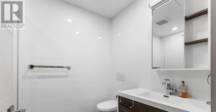 2-201 Maclaren Street, Ottawa, ON, K2P 0L4 - 14