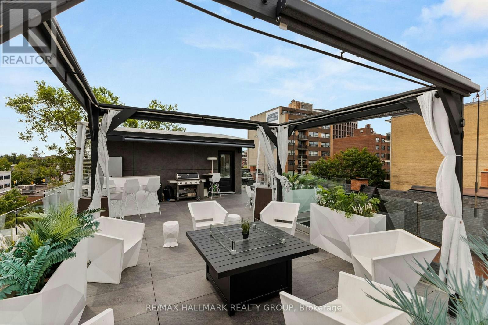 2-201 Maclaren Street, Ottawa, ON, K2P 0L4 - 17